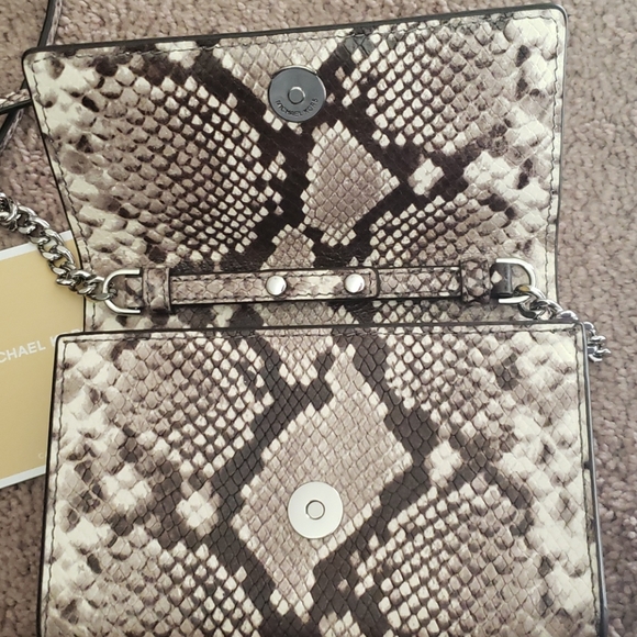 Michael Kors - Picture 4 of 4